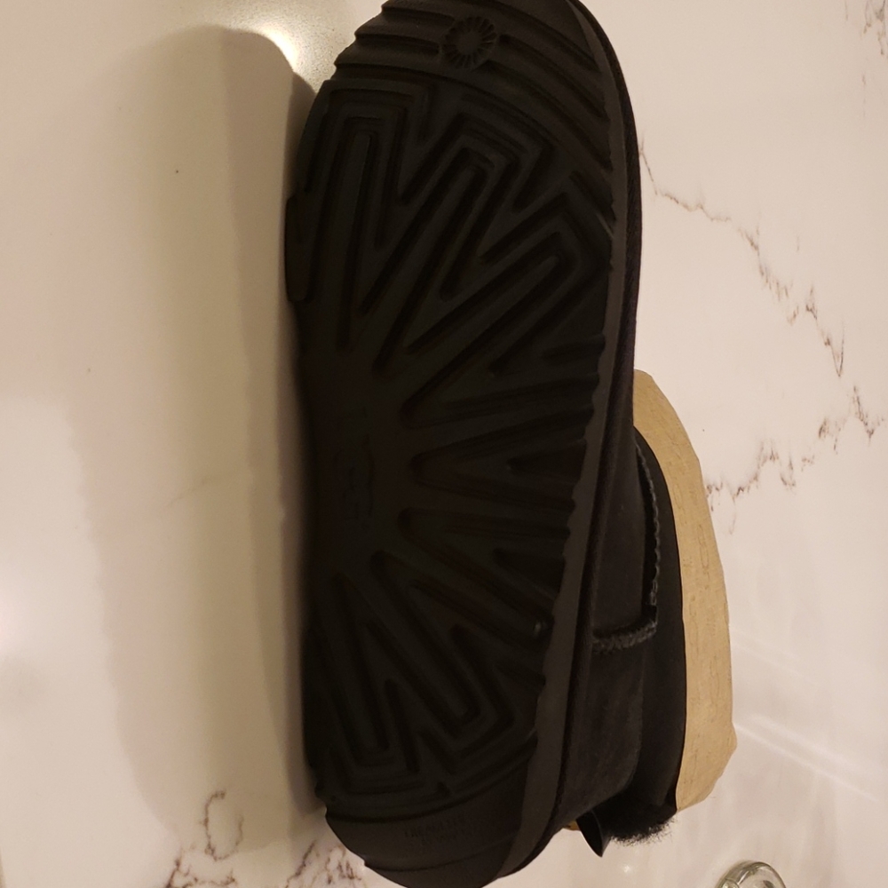 NWT UGG Boots Mini Baily Bow II Size 3 & 4 Avail - Picture 5 of 5